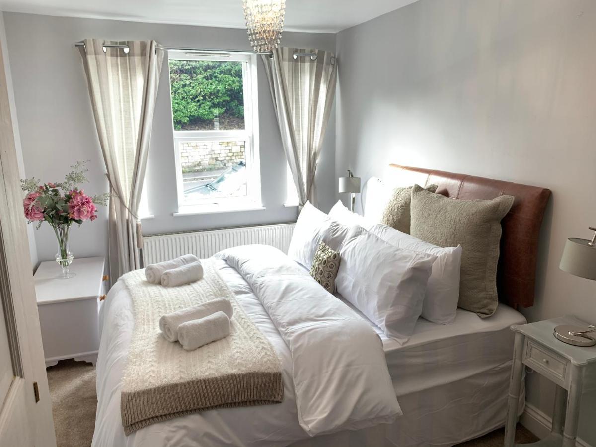 Spacious 2 Bed With Off Street Parking Appartement
